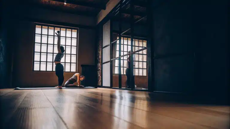 become-a-personal-trainer-key-pros-and-cons-explained